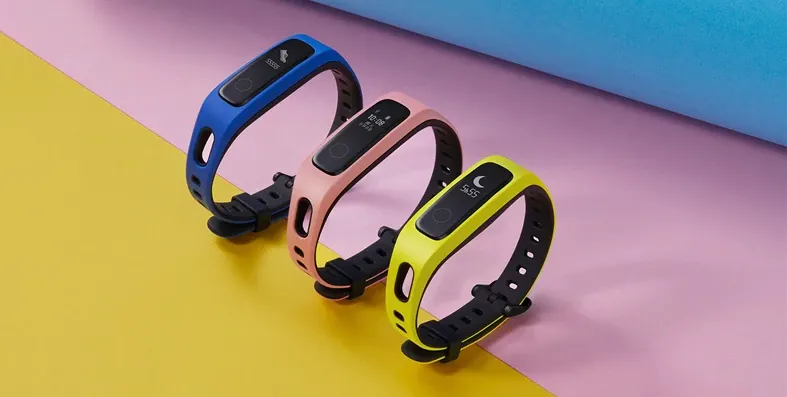 Вышел браслет Honor Band 4. И он выносит Xiaomi Mi Band 3