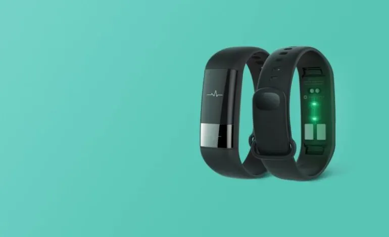 Xiaomi ответила на Apple Watch 4. Фитнес-браслет с ЭКГ будет стоить 100 долларов