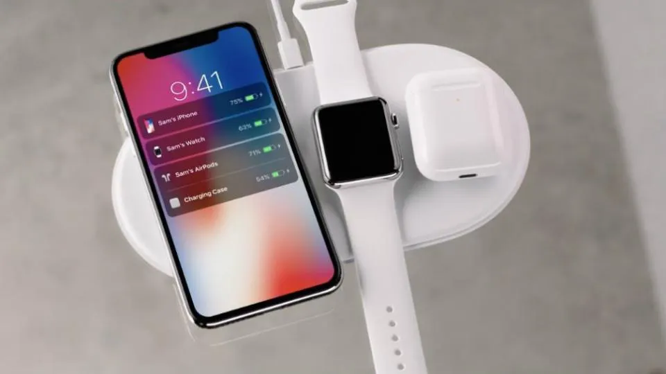 Apple всех обманула. Год назад Тим Кук показал гаджет, который никогда не выйдет