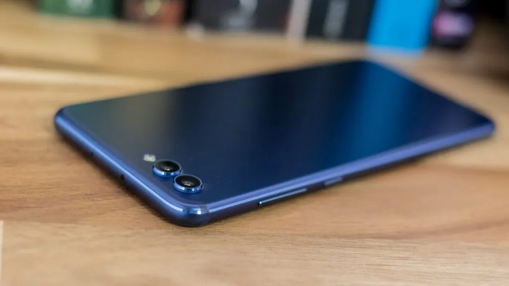 Honor View 10 – самый недооцененный смартфон Huawei. Он крут вообще во всём