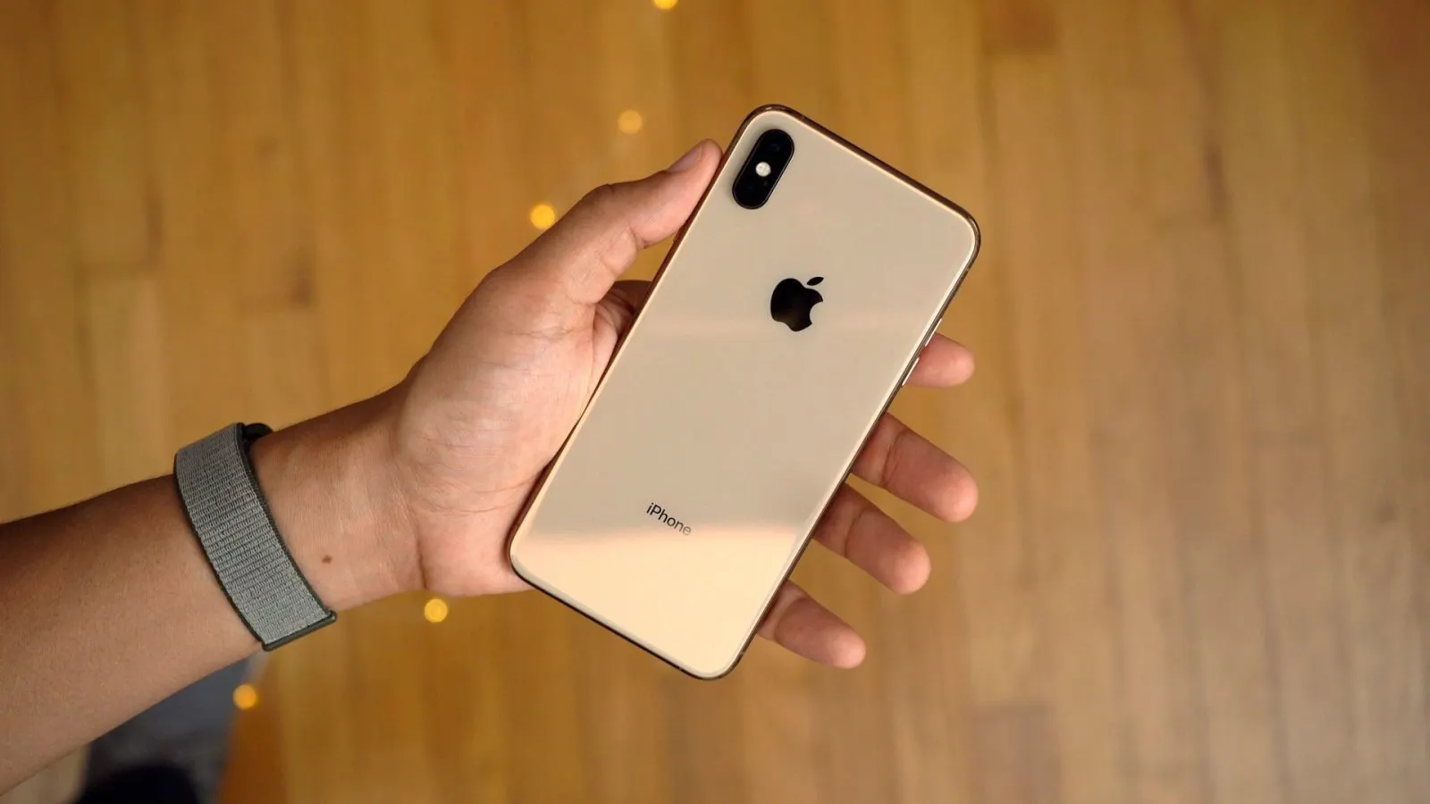 iPhone XS Max тотально подешевел у серовозов. Официальным продавцам ничего не светит
