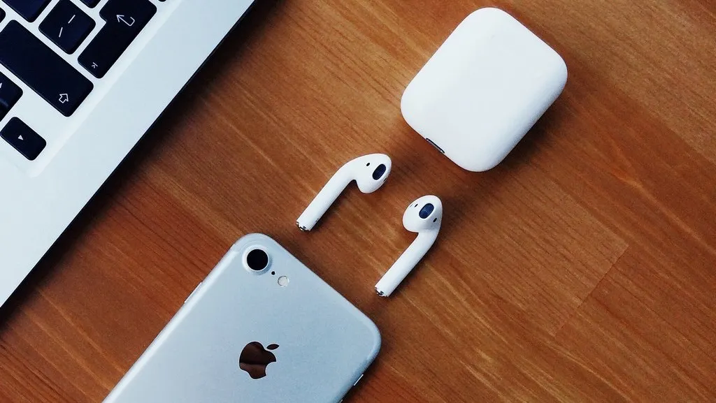 iOS 12 портит автономность AirPods. Мы проверили – Apple правда облажалась