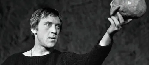 Высоцкий переоценен. Его забудут через 20 лет
