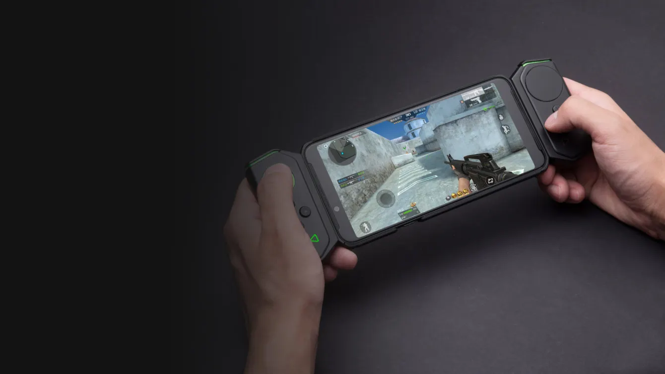 Xiaomi выпустила Black Shark 2 – первый смартфон с 10 Гбайт оперативки. Он для геймеров, но дешевый