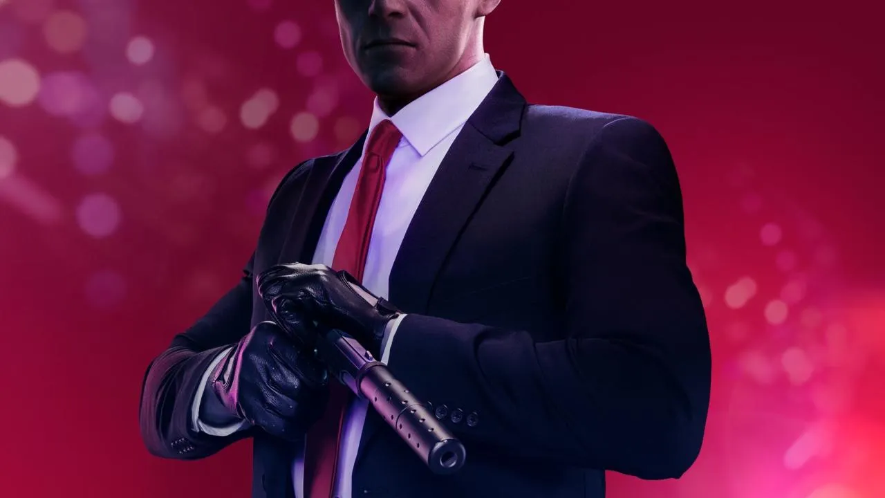 В Hitman 2 можно кидать самонаводящийся чемодан. Создатели игры пофиксят баг, а геймерам нравится