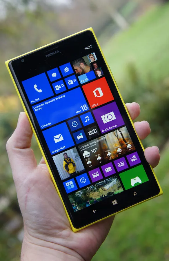 5 культовых телефонов Nokia отдают почти даром. Зачем покупать их в 2018 году? И какая Lumia лучше Xiaomi?