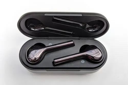 Huawei Free Buds с жирной скидкой. Наушники, которые лучше AirPods почти во всем