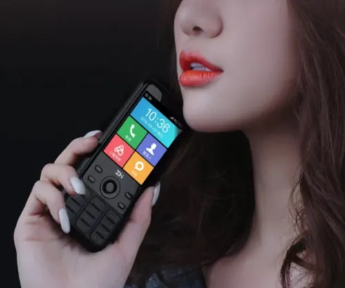 Xiaomi выпустила крутой кнопочный телефон. Почему он точно нужен путешественникам?