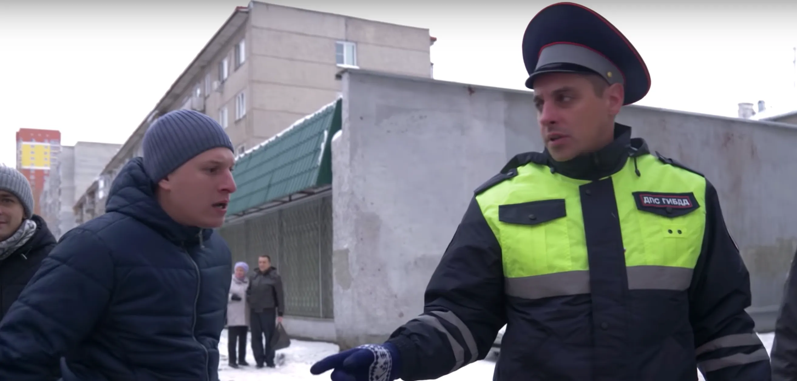 Вторая жизнь Сатира, отчаяние Хованского и Гоген Солнцев со старухой. Главные видосы недели