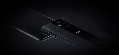 У Huawei вышел телефон, который в два раза дороже iPhone X. Он очень кичливый и колхозный