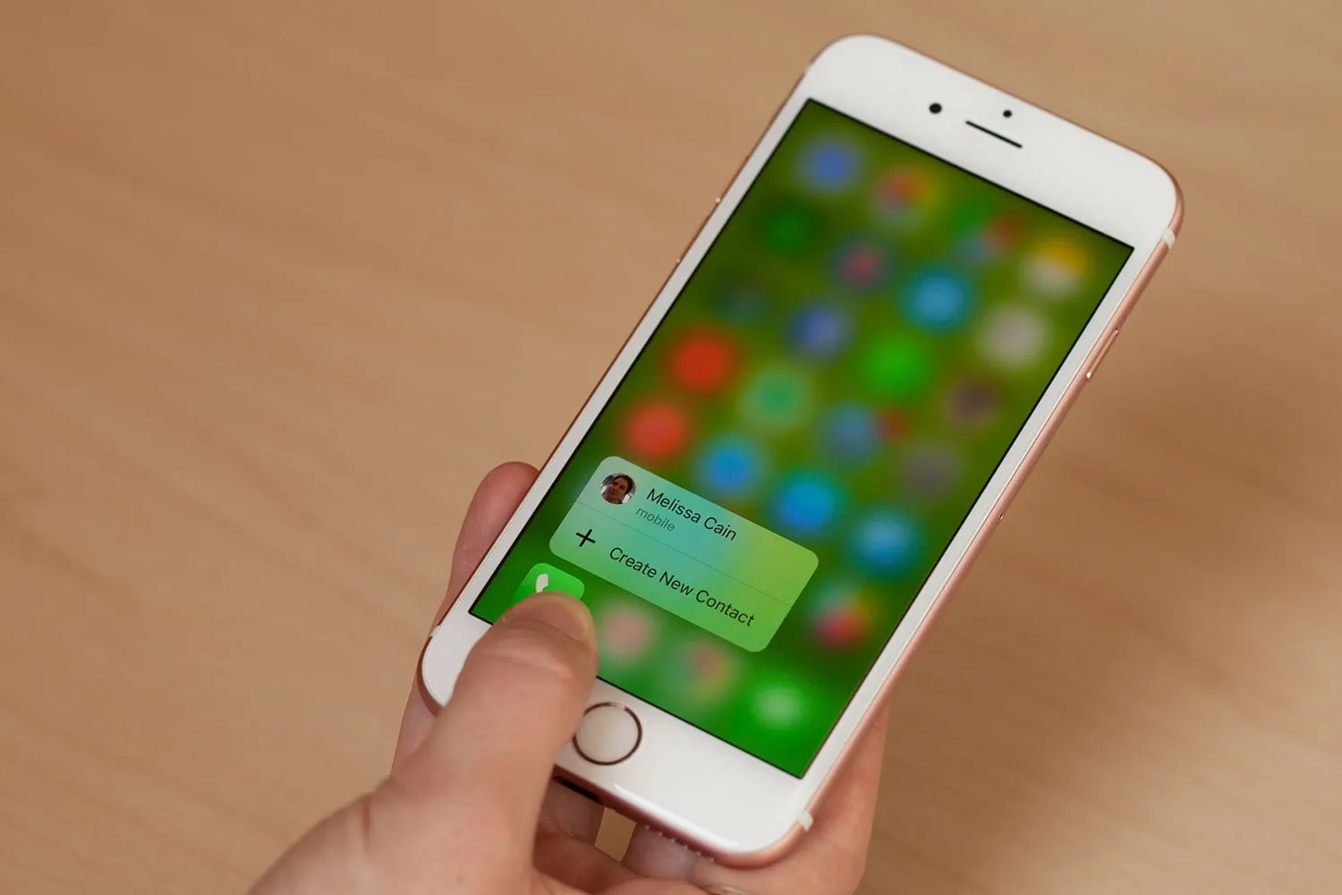 В России внезапно ожили iPhone 6s. Надежные и дешевые