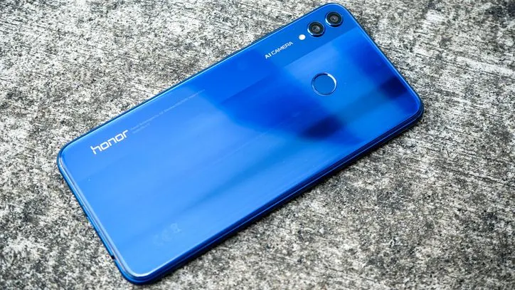 Как взять премиальный Honor 8X по цене обычного