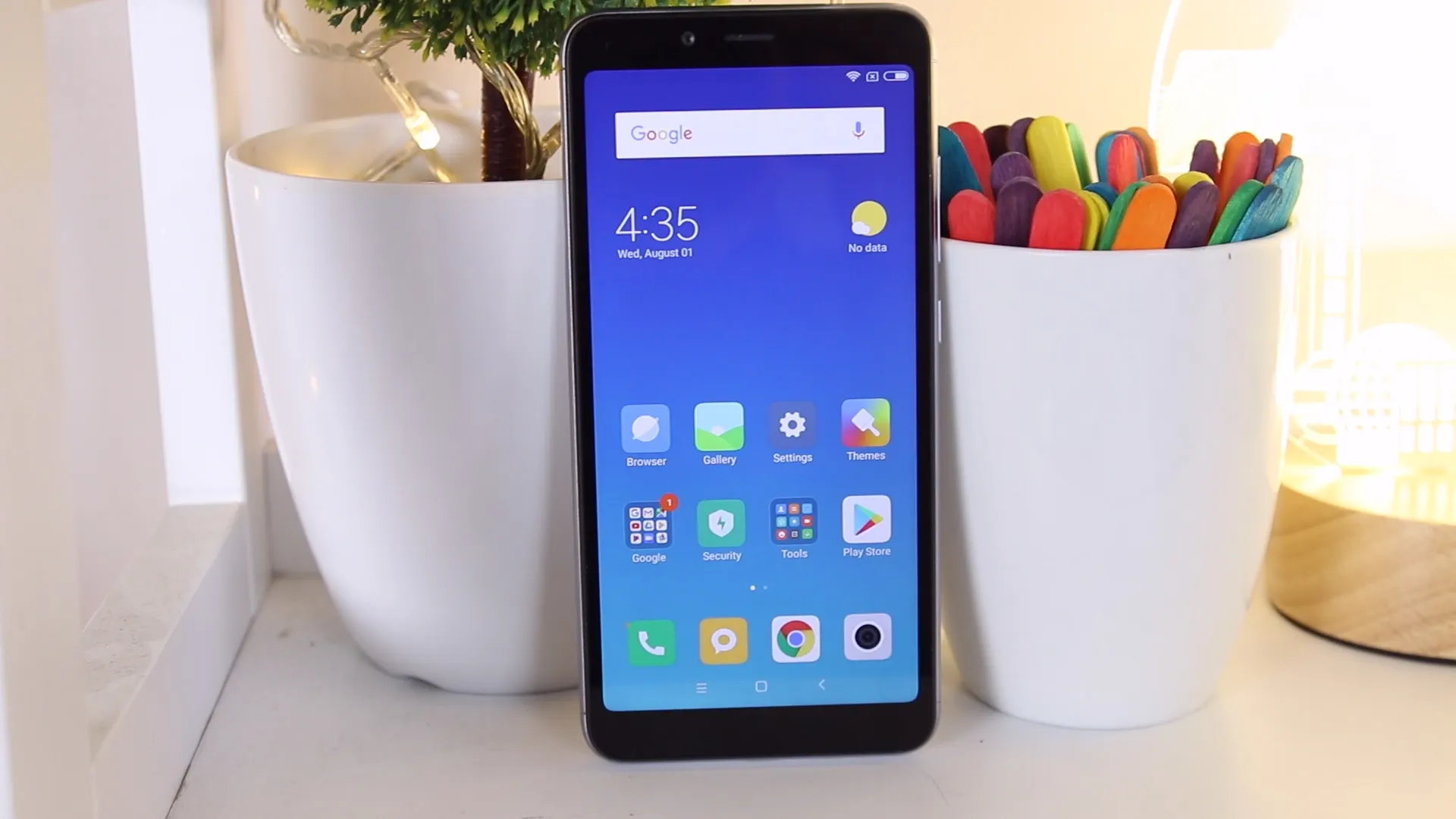 Xiaomi Redmi 6A – самый популярный смартфон компании. Это очень грустно