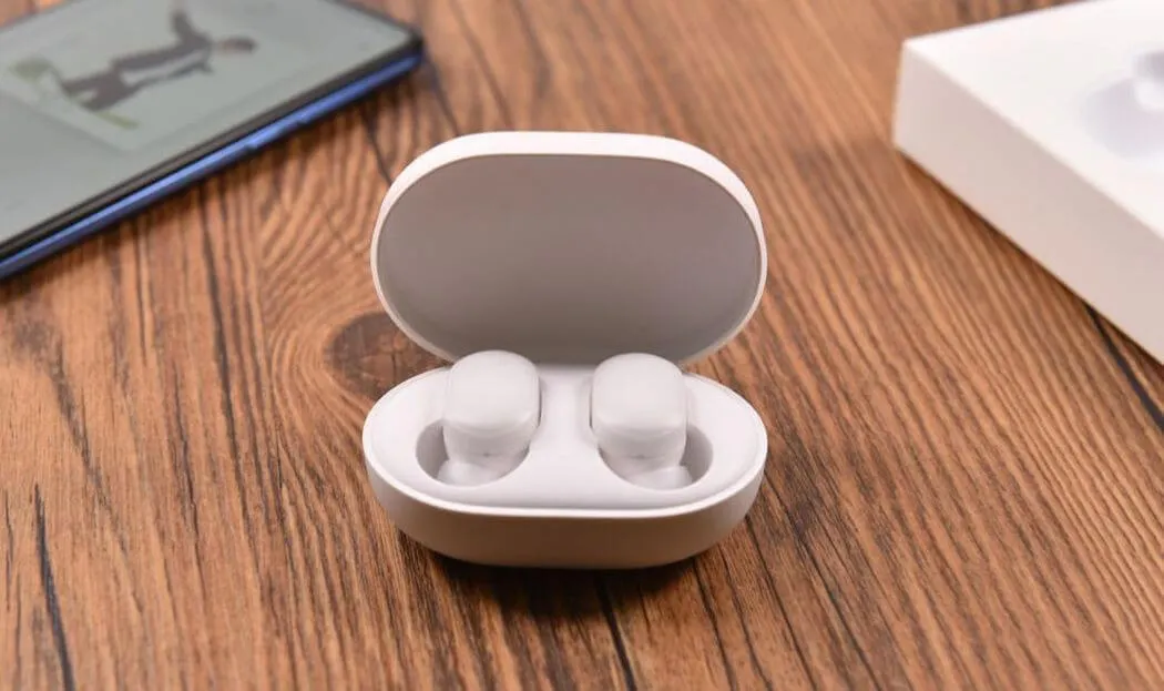 Какие наушники в стиле AirPods самые крутые? Варианты от Xiaomi, Huawei и других брендов