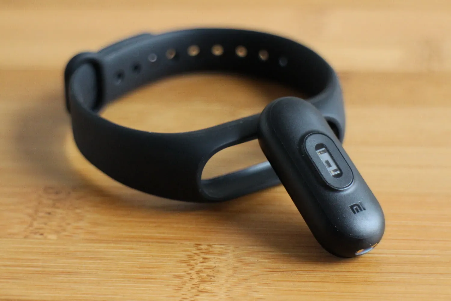 Этот аксессуар трансформирует Xiaomi Mi Band из браслета во что угодно. Это гениально