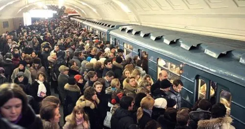 11 типов людей, которые бесят в метро. Скунсы, попрошайки и другие фантастические твари