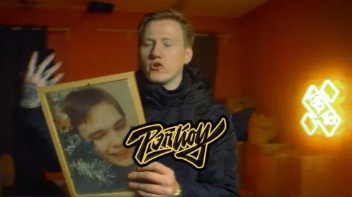 Баттл Славы КПСС и Дани Кашина — скучный товарняк. Пора возвращаться на Versus