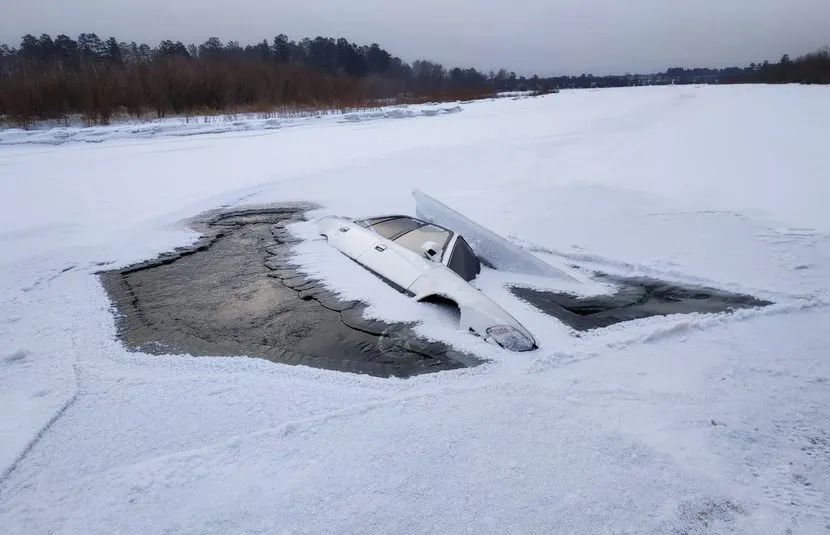 Жмуры недели. Почему не стоит гонять по льду на машине