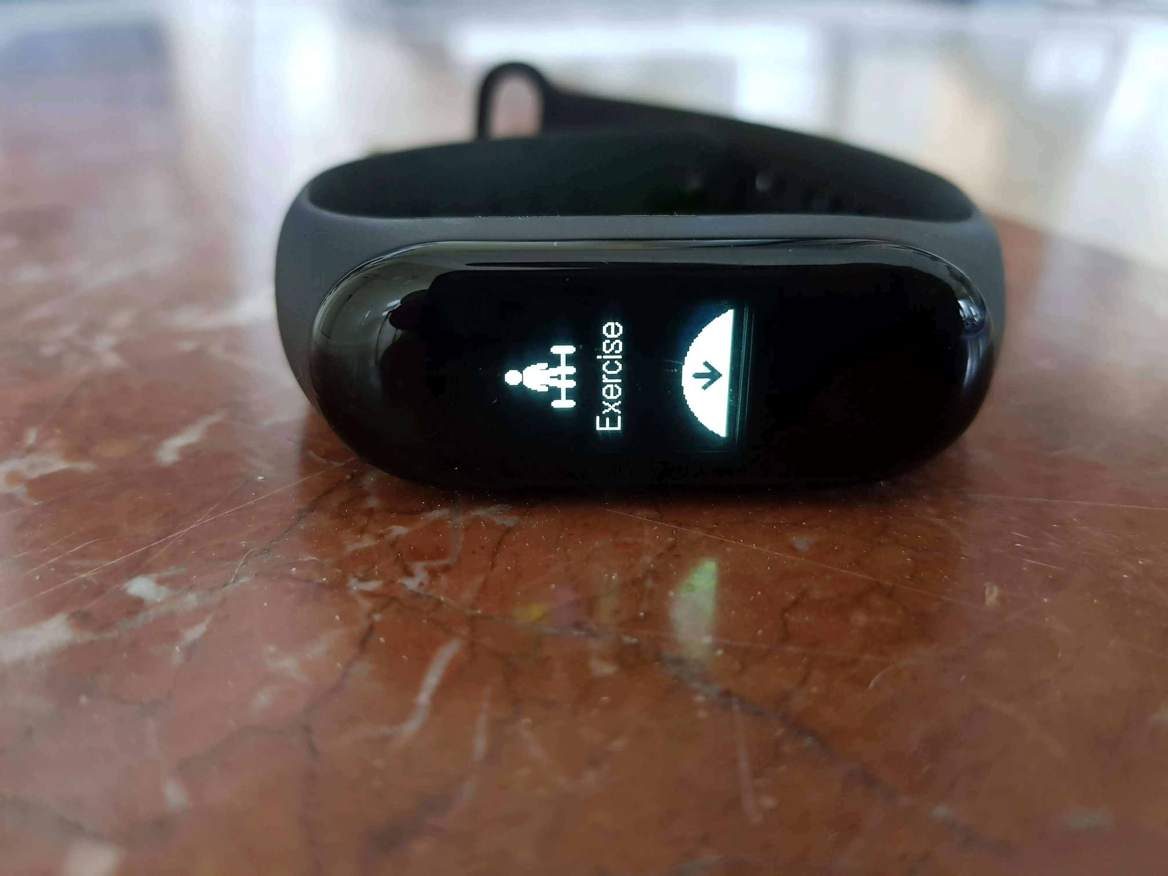 5 полезных лайфхаков для Xiaomi Mi Band 3. Удобное приложение, стильные шрифты и другая красота