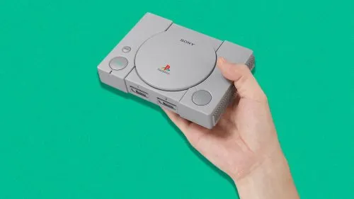Sony PlayStation Classic мощно подешевела. Это лучший подарок себе на Новый год