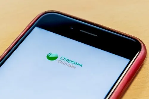 «Сбербанк» может отменить комиссию за переводы в другие регионы. На Грефа реально давят