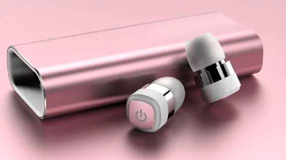 Самая смешная реплика AirPods – незаметная и с пауэрбанком. Что умеет этот гаджет?