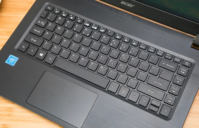 4 лучших ноутбука для студентов, которым не хватает даже на MacBook Air