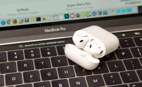 MacBook бездарно подключается к AirPods. Этот минус гарнитуры рушит всю магию