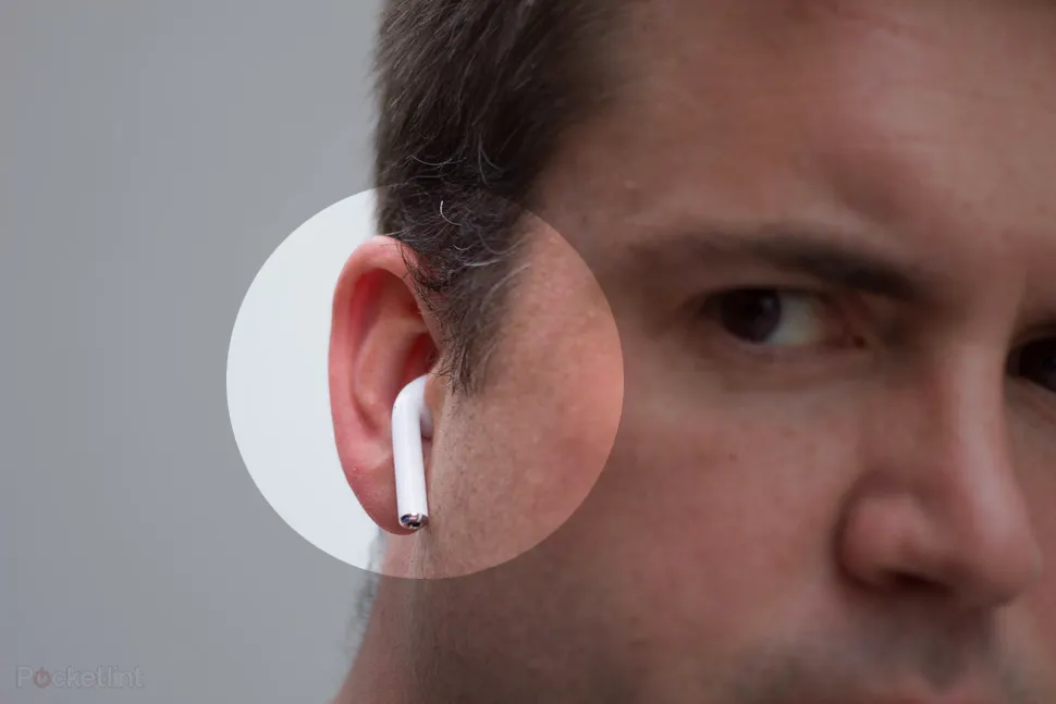 Самый полезный аксессуар для AirPods. Как он выглядит, что умеет и сколько стоит?