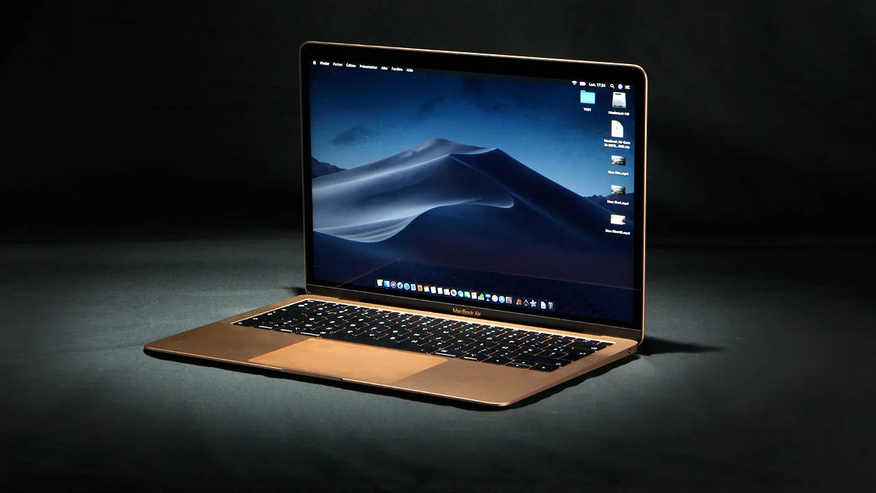 Новый MacBook Air продолжает дешеветь. Уже меньше 80К
