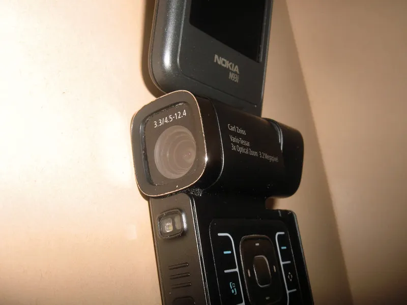 5 легендарных раскладушек Nokia. За что их любили, а за что ненавидели?