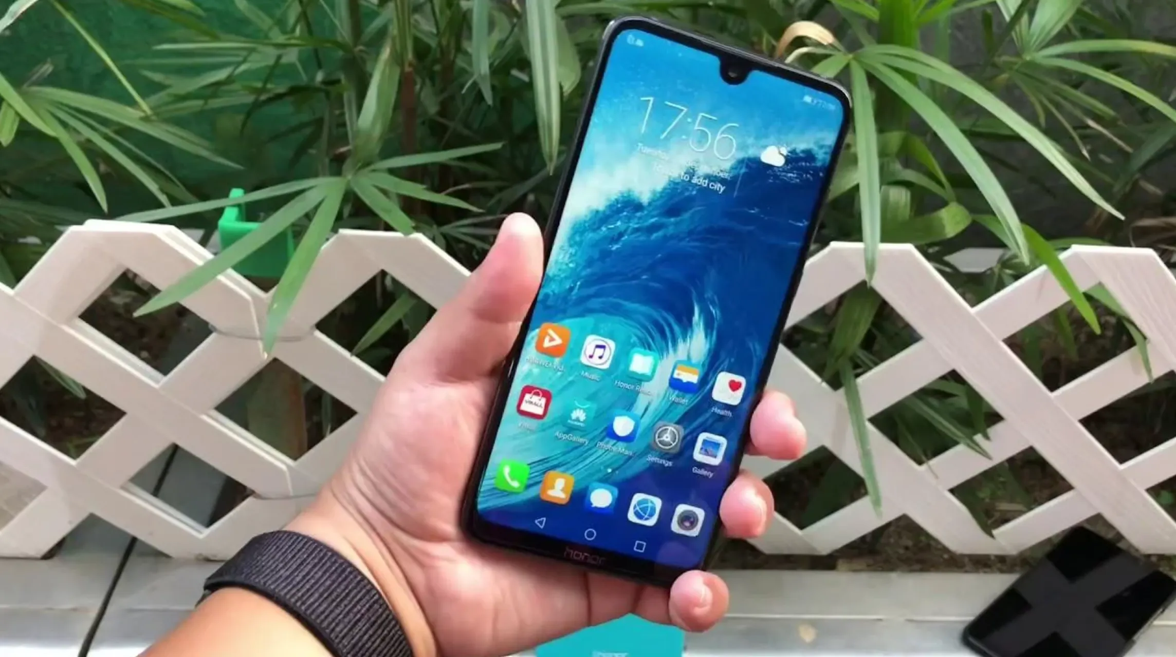Honor 8X Max выходит в России. Его прайс вызовет паралич брюшных мышц