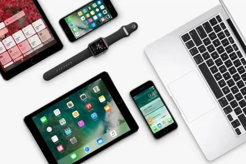 iPhone c зарядкой для AirPods, здоровый MacBook Pro, новый Mac Pro – что выпустит Apple в 2019 году