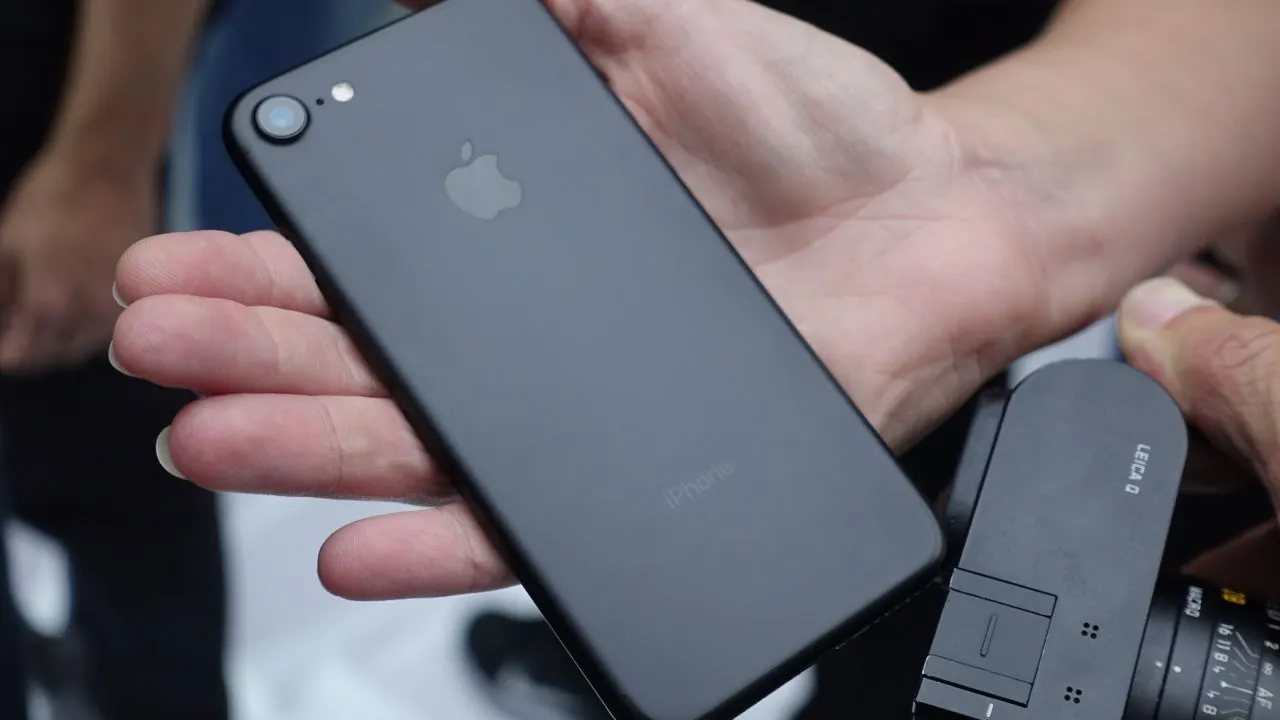 Конкурс фотографий Apple выиграл парень из Белоруссии. Он снимает на iPhone 7