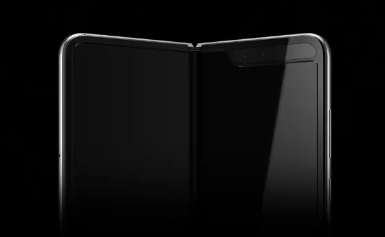 Samsung представила Galaxy Fold – первый в мире смартфон-планшет с гибким экраном