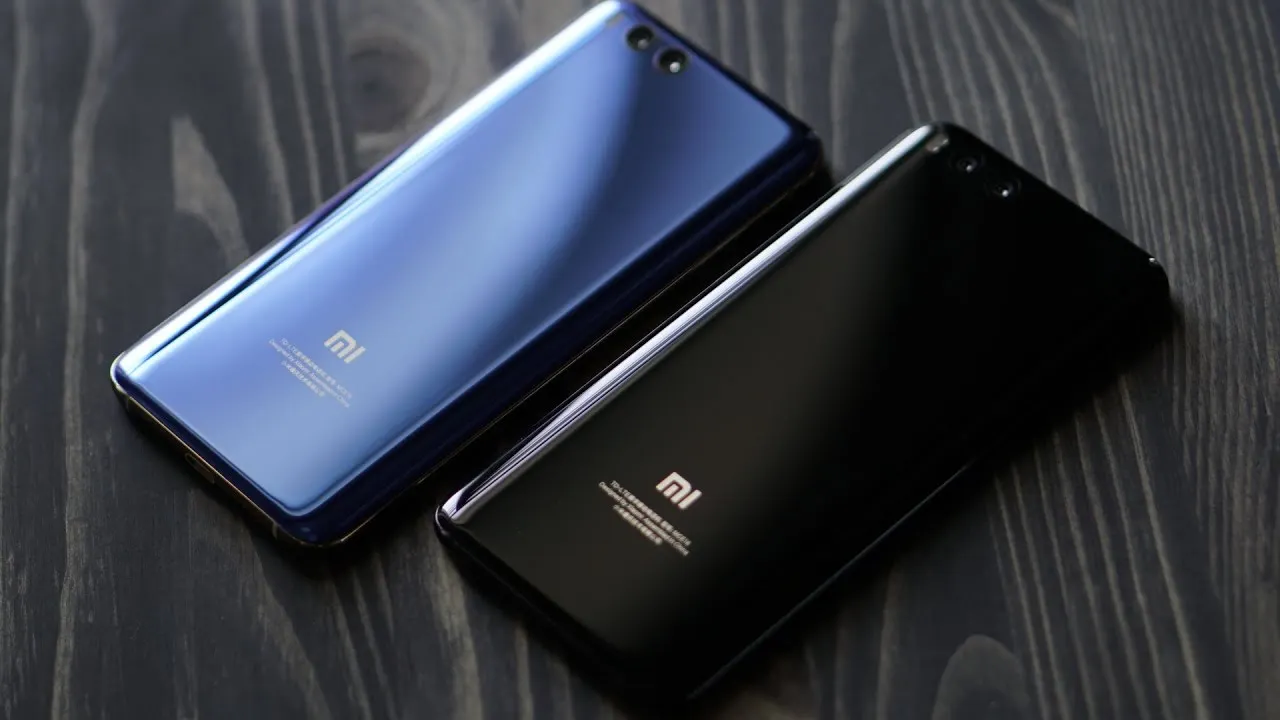 Старый флагман Xiaomi всплыл на Али. Он дешевый и с NFC