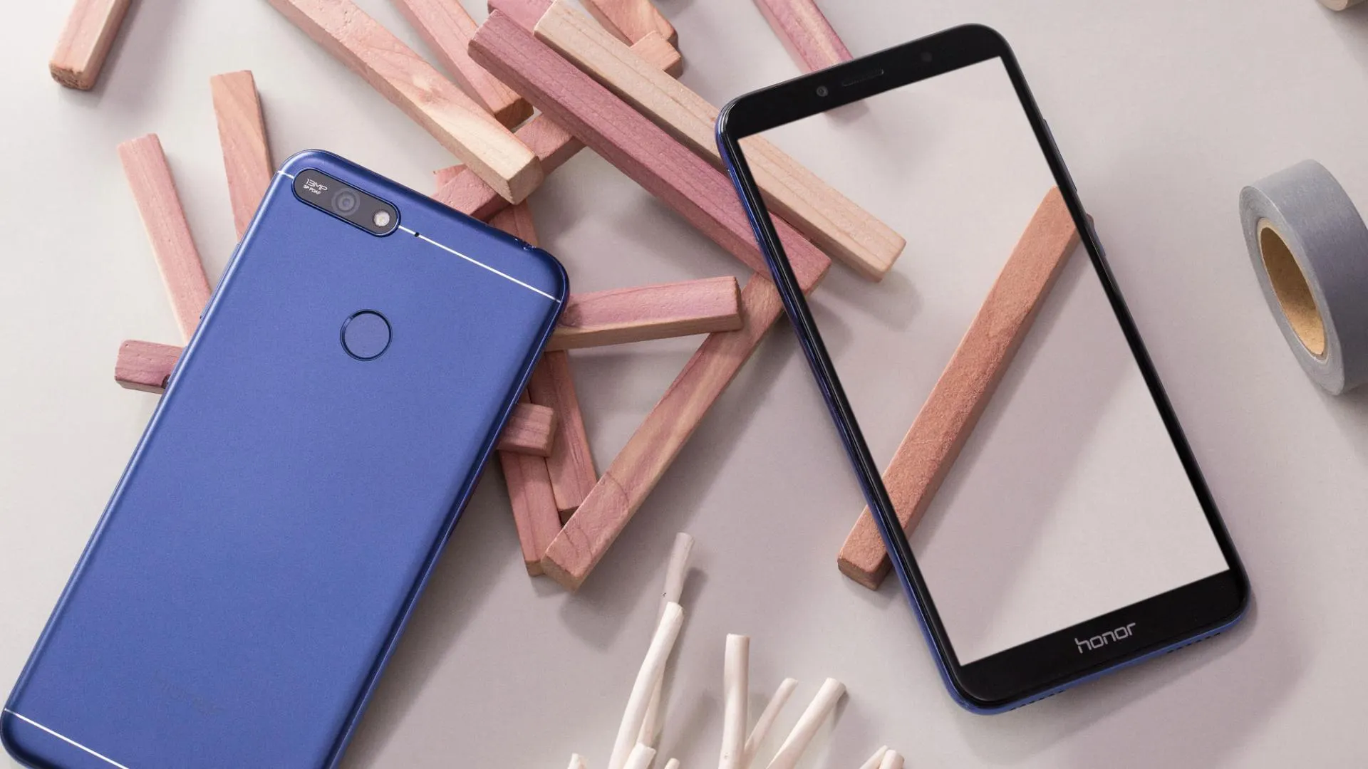 В России окончательно помешались на Xiaomi и других китайских девайсах. Статистика от «Связного» и «Евросети»