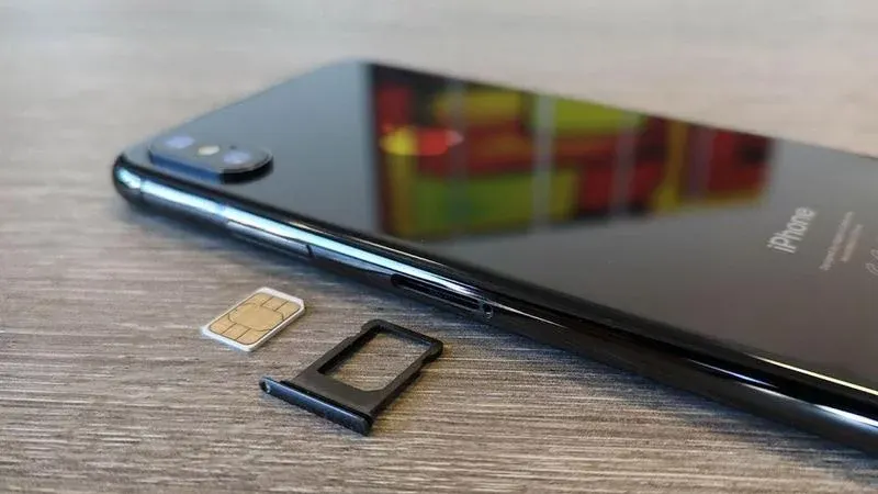 Китайцы научились делать любой iPhone XS Max двухсимочным. Это экономит до 10 тысяч рублей