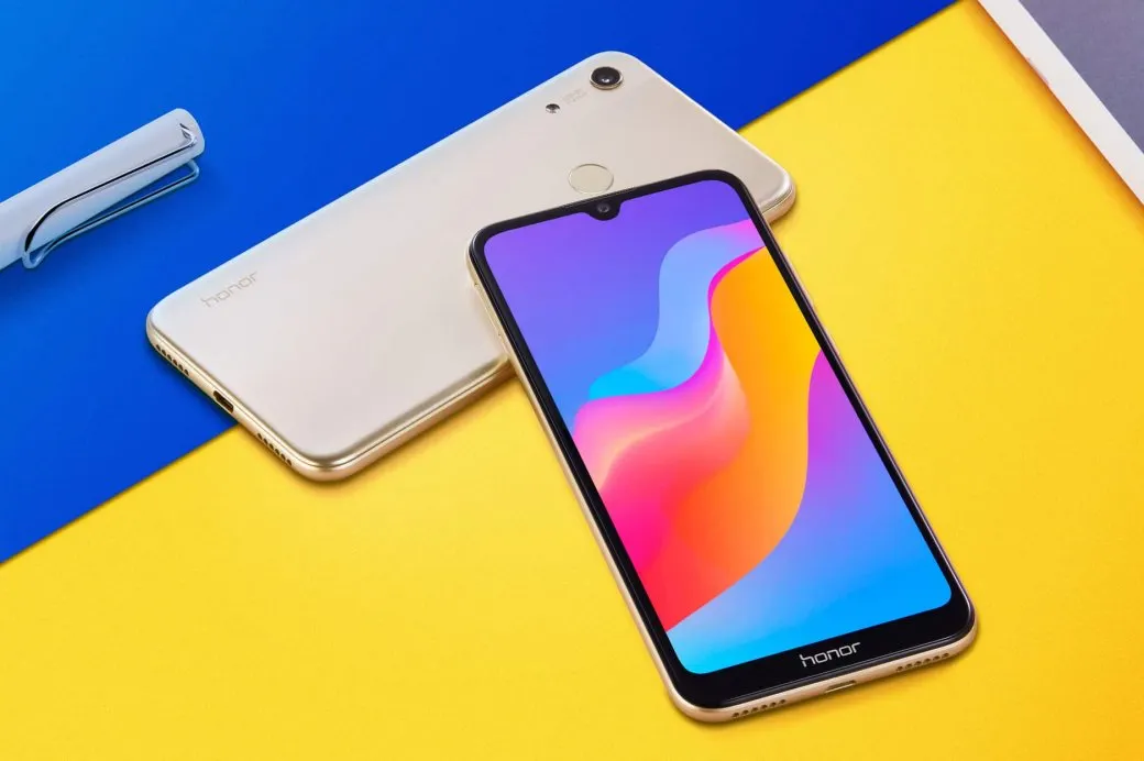 Самый дешевый Honor с NFC. Что он умеет и какой подарок к нему дают?
