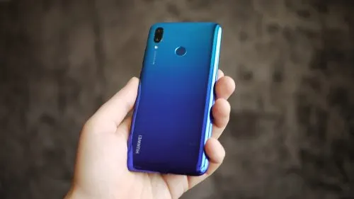 Что не так с Huawei P Smart 2019? И почему это самый хитрый гаджет на рынке?