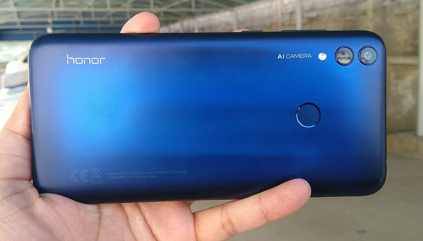 Цена Honor 8C упала ниже десяти тысяч. Здесь – 3 уникальные фишки этого гаджета
