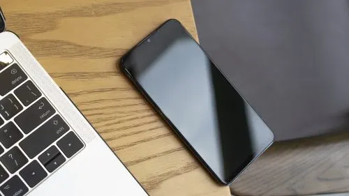 Meizu выпустила Note 9 – конкурента Xiaomi Redmi Pro 7. Отличий минимум