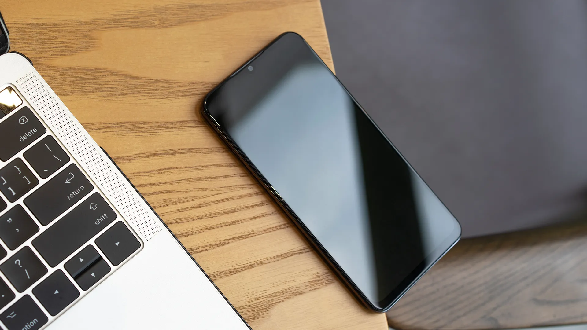 Meizu выпустила Note 9 – конкурента Xiaomi Redmi Pro 7. Отличий минимум