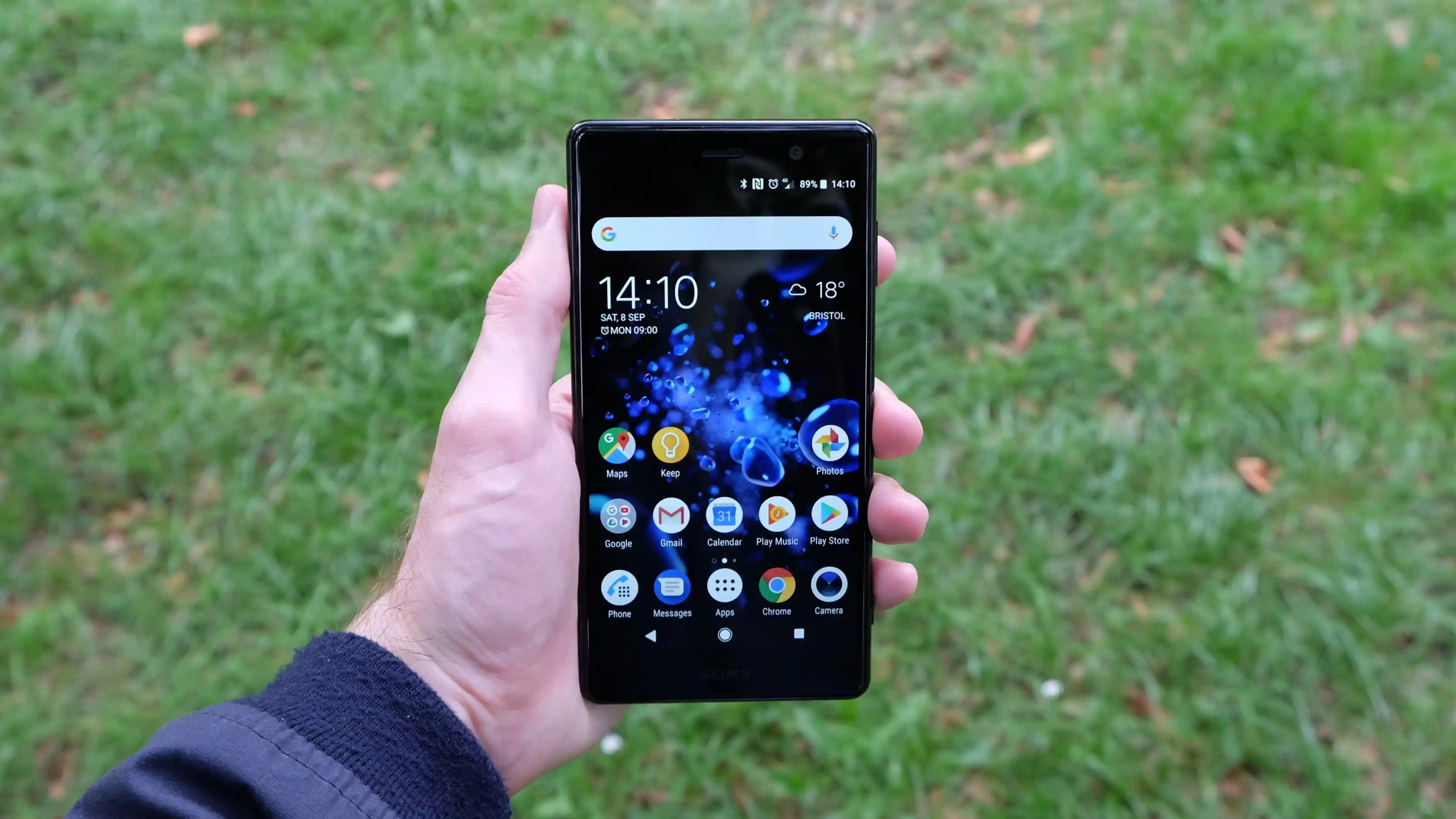 Самый жирный Sony Xperia радикально подешевел. Но это его не спасет