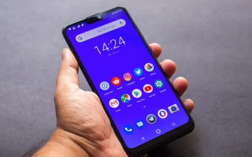 Asus Zenfone Max Pro (M2) – уникальный гаджет. На Али стоит гораздо дороже, чем у нас