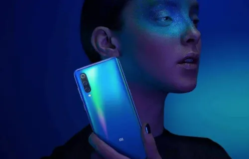 «Очень хорошая цена». Когда Xiaomi Mi 9 и Mi 9 SE выйдут в России