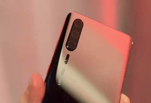 Замерили производительность Huawei P30 Pro. Он даже не в десятке самых мощных смартов