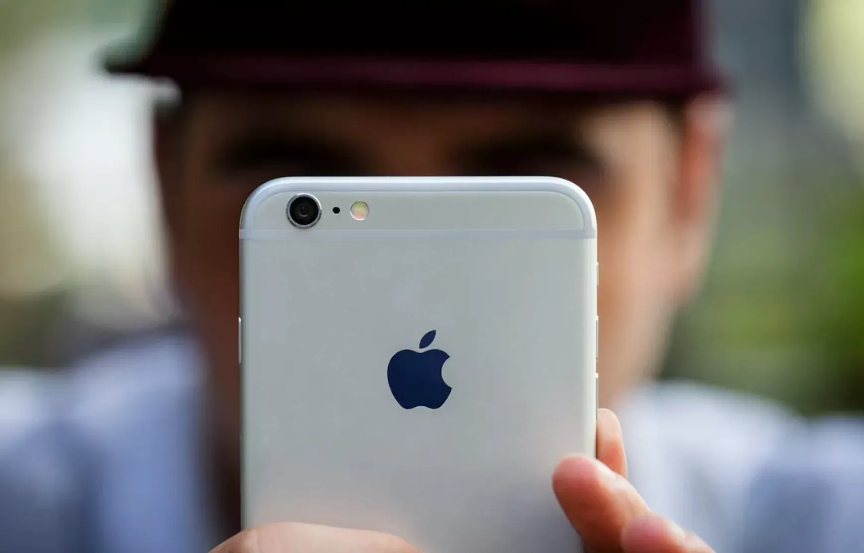 Почему iPhone 7 и 8 скоро подешевеют. В «Эльдорадо» «семерку» уже продавали с огромной скидкой