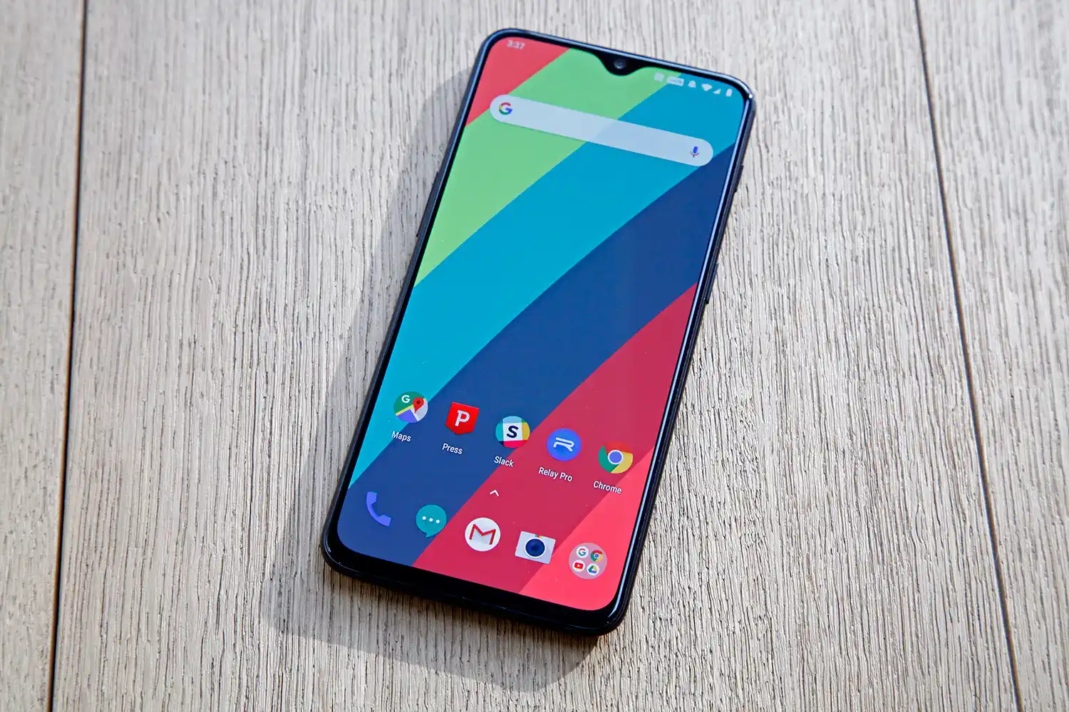 OnePlus 6T здорово подешевел. Ждем скидок в России?