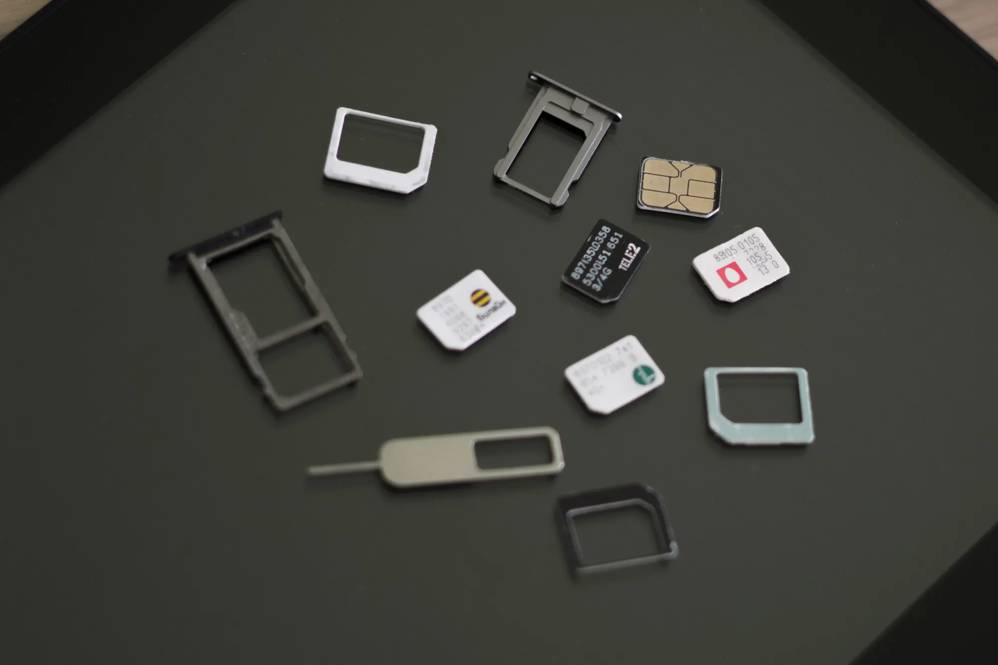МТС и другие операторы выступили против eSIM. Они якобы боятся конкуренции
